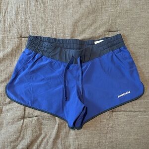 Patagonia Women’s Nine Trails 4” Running Shorts Blue and Navy